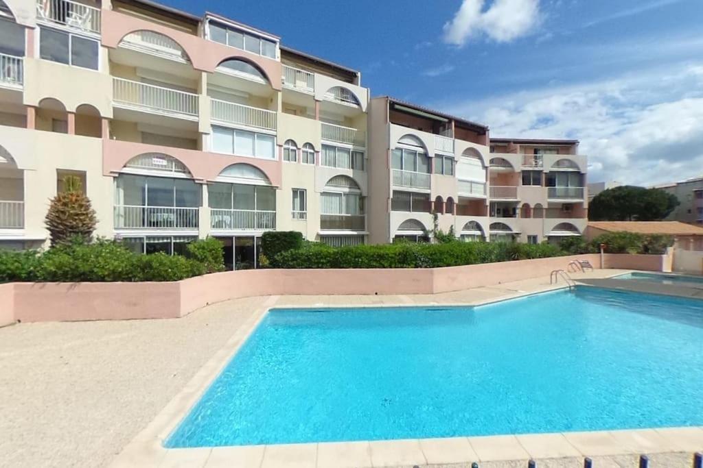 Amoureva E27, Vue Mer, Clim, Piscine, Parking Apartment